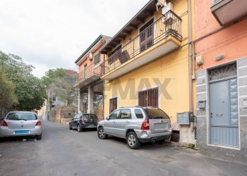 Edificio all\'aperto - Casa indipendente Via A. Malerba
 
7, Gravina di Catania - foto 22