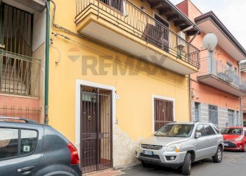 Edificio all\'aperto - Casa indipendente Via A. Malerba
 
7, Gravina di Catania - foto 23