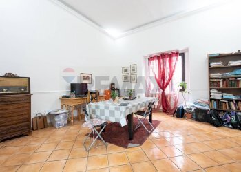 Sala da pranzo - Casa indipendente Via A. Malerba
 
7, Gravina di Catania - foto 27