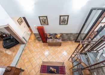 Soggiorno - Casa indipendente Via A. Malerba
 
7, Gravina di Catania - foto 33