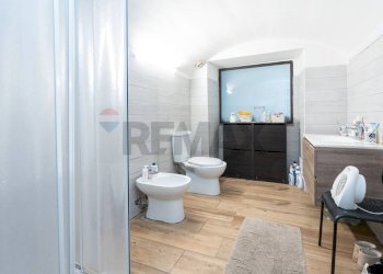 Bagno - Casa indipendente Via A. Malerba
 
7, Gravina di Catania - foto 34