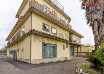 Casa all\'aperto - Stabile - Palazzo sp 116, Aci Sant'Antonio - foto 8