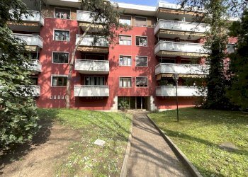 Edificio all\'aperto - Four-room apartment Piazza Cinque Giornate, Arese - photo 2