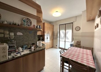 Cucina - Four-room apartment Piazza Cinque Giornate, Arese - photo 14