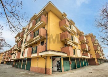 Edificio all\'aperto - Trilocale Via Berlinguer
 
1, Locate di Triulzi - foto 26