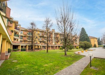 Edificio all\'aperto - Trilocale Via Berlinguer
 
1, Locate di Triulzi - foto 27