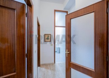 Hall / corridoio - Quadrilocale Via Marconi
 
15, Commessaggio - foto 12