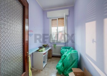 Camera / camera da letto - Quadrilocale Via Marconi
 
15, Commessaggio - foto 24