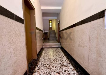 Ricezione / Lobby - Monolocale Via Dell' Agro
 
4, Trieste - foto 1