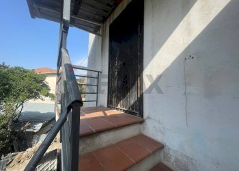 Balcone - Casa indipendente VIA CASA D'ORIA
 
1, Pimonte - foto 9