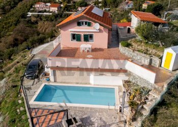 Piscina - Villa Via Postetta
 
57a, Celle Ligure - foto 80