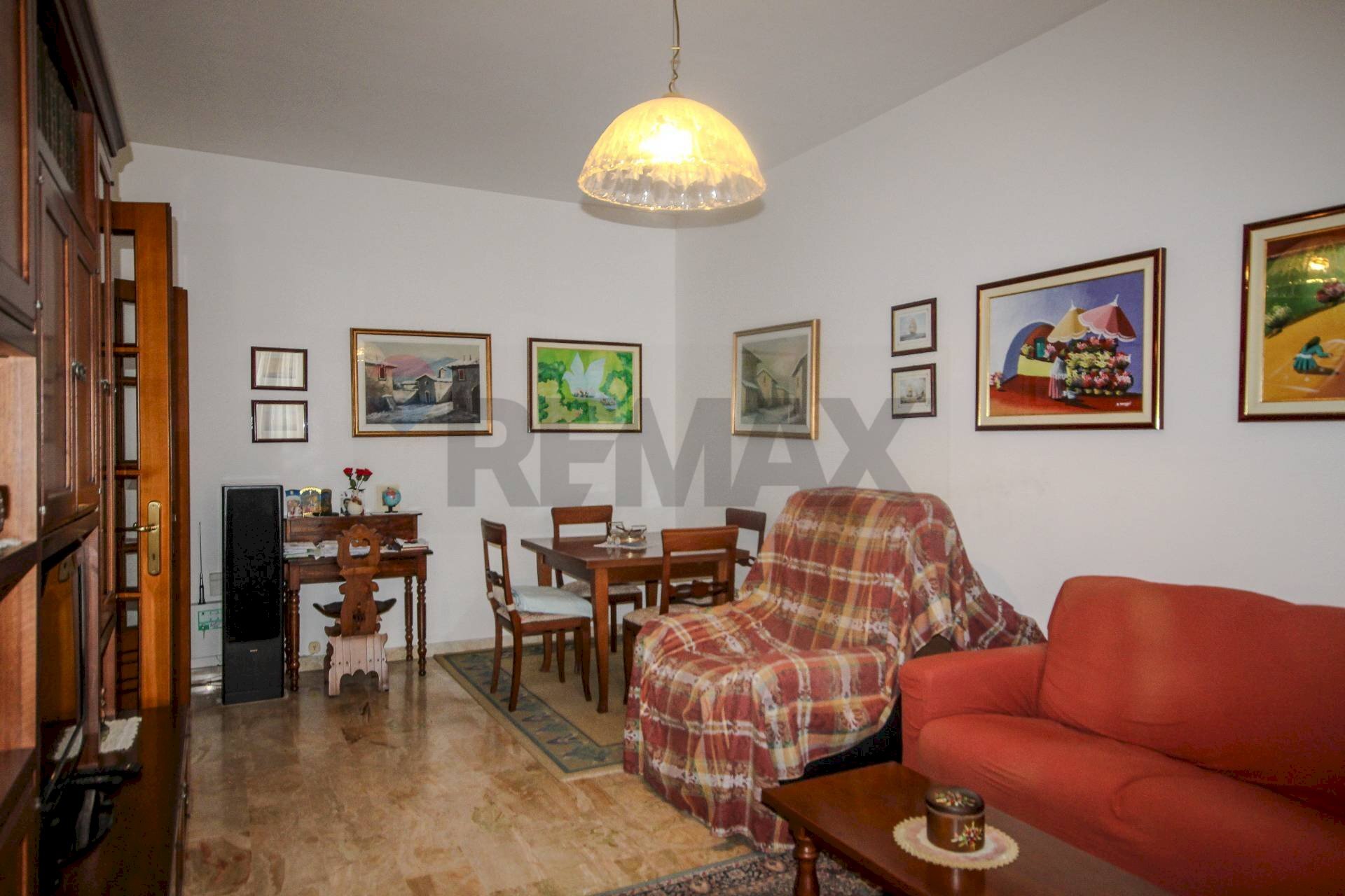Sala da pranzo - Appartamento Piazza Don Primo Mazzolari
 
11, Viadana - foto 1