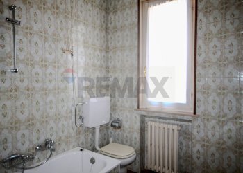 Bagno - Apartment Piazza Don Primo Mazzolari
 
11, Viadana - photo 34