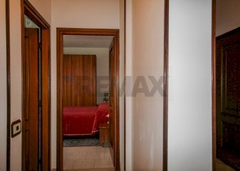 Hall / corridoio - Apartment Piazza Don Primo Mazzolari
 
11, Viadana - photo 39