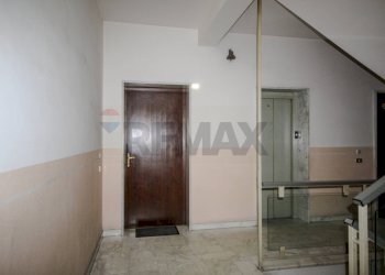 Ricezione / Lobby - Apartment Piazza Don Primo Mazzolari
 
11, Viadana - photo 47