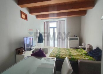 Sala da pranzo - One-room apartment Via Bucio da Ranallo, L'Aquila - photo 7