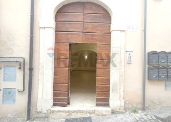 Edificio all\'aperto - Two-room apartment via buccio da Ranallo, L'Aquila - photo 1