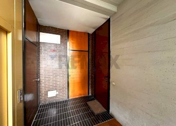 Bagno - Office San Bernardino
 
72/74, Bergamo - photo 19