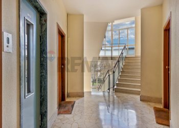 Ricezione / Lobby - Trilocale Via Noli
 
10, Bergamo - foto 16