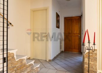 Hall / corridoio - Villa a Schiera Ancona - foto 11