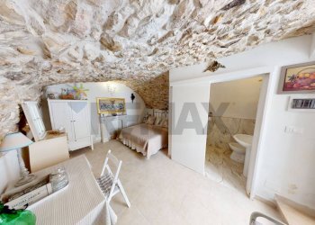 Camera / camera da letto - Monolocale Via San Giorgio
 
13, Vieste - foto 1