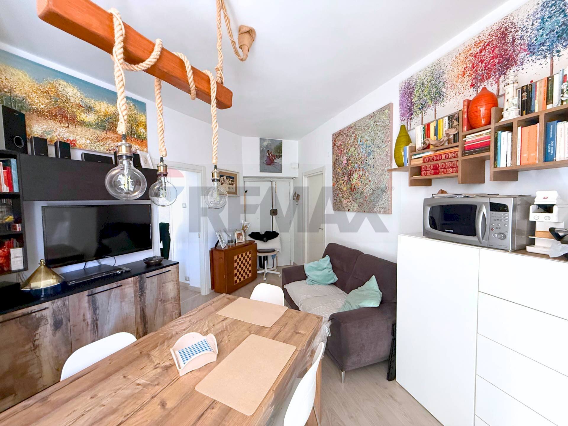 Zona living - Trilocale Viale Degli Aviatori
 
14, Foggia - foto 2