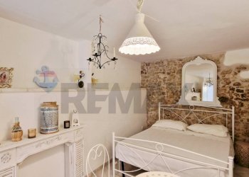 Camera / camera da letto - Monolocale Via San Giorgio
 
17, Vieste - foto 1