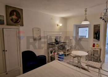 Camera / camera da letto - Monolocale Via San Giorgio
 
17, Vieste - foto 7