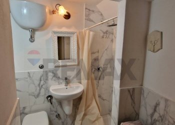 Bagno - Monolocale Via San Giorgio
 
17, Vieste - foto 8