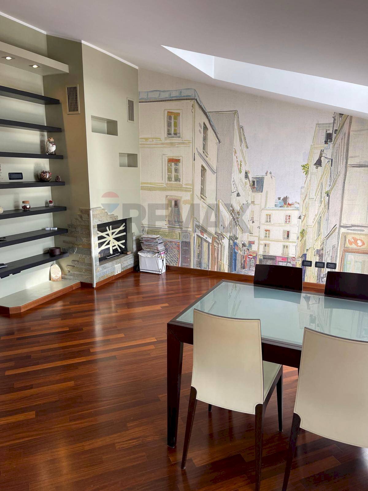 Sala da pranzo - Three-room apartment Via Bologna
 
20, Seregno - photo 1