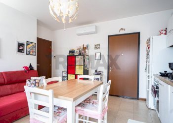 Sala da pranzo - Bilocale largo 12 dicembre 1969
 
19, Parma - foto 2