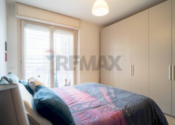 Camera / camera da letto - Bilocale largo 12 dicembre 1969
 
19, Parma - foto 6