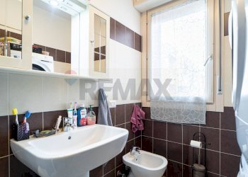 Bagno - Bilocale largo 12 dicembre 1969
 
19, Parma - foto 10