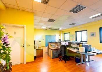 Foto 4 - Capannone VIA MELOZZO DA FORLI', Mediglia - foto 4