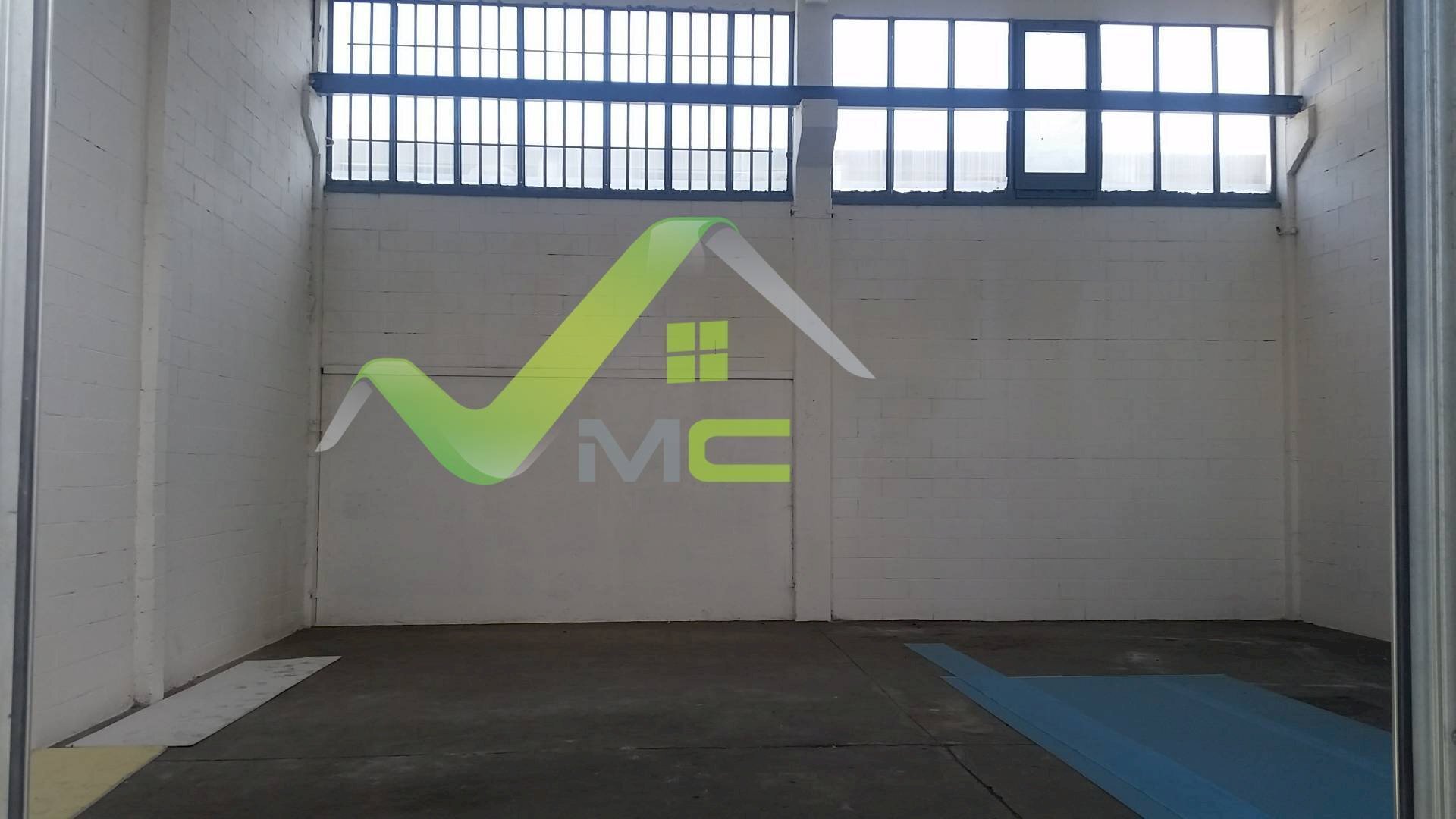 Foto 2 - Capannone VIA VOLTA
 
14, Pessano con Bornago - foto 2