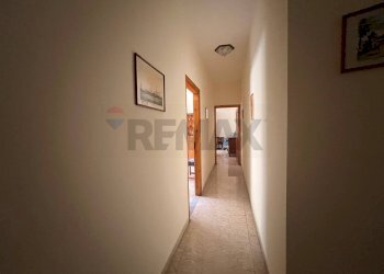 Hall / corridoio - Appartamento via Campo sportivo
 
12, Ponte - foto 7