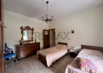 Camera / camera da letto - Appartamento via Campo sportivo
 
12, Ponte - foto 8