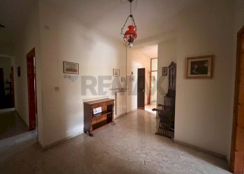 Hall / corridoio - Appartamento via Campo sportivo
 
12, Ponte - foto 12