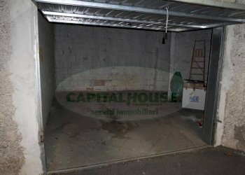 Foto 2 - Box VIA GM BOSCO, Caserta - photo 2