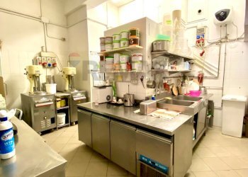 Cucina - Attività Commerciale Strada Giuseppe Garibaldi
 
29/B, Parma - foto 10