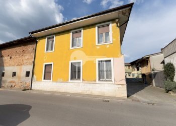 Foto 2 - Quadrilocale via Lazzeretto
 
33, Gottolengo - foto 2