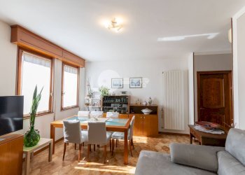 Foto 1 - Trilocale VIA MICHELANGELO
 
30, Leno - foto 1