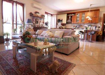 Foto 1 - Trilocale Via Patturelli, San Nicola la Strada - foto 1