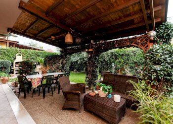 Terrazza - Casa semi indipendente via Oricola
 
6C, Guidonia Montecelio - foto 6