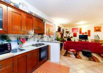 Cucina - Casa semi indipendente via Oricola
 
6C, Guidonia Montecelio - foto 28