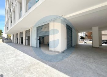 Foto 4 - Locale Commerciale Via Giustino Fortunato
 
snc, Bari - foto 4