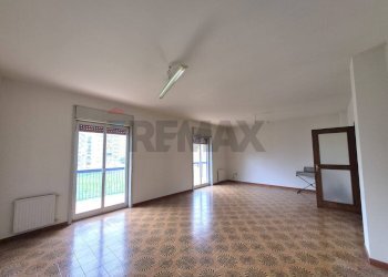 Stanza vuota - Appartamento Via Libertà
 
79, Bagheria - foto 17