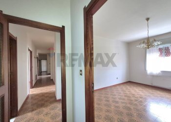 Hall / corridoio - Appartamento Via Libertà
 
79, Bagheria - foto 50