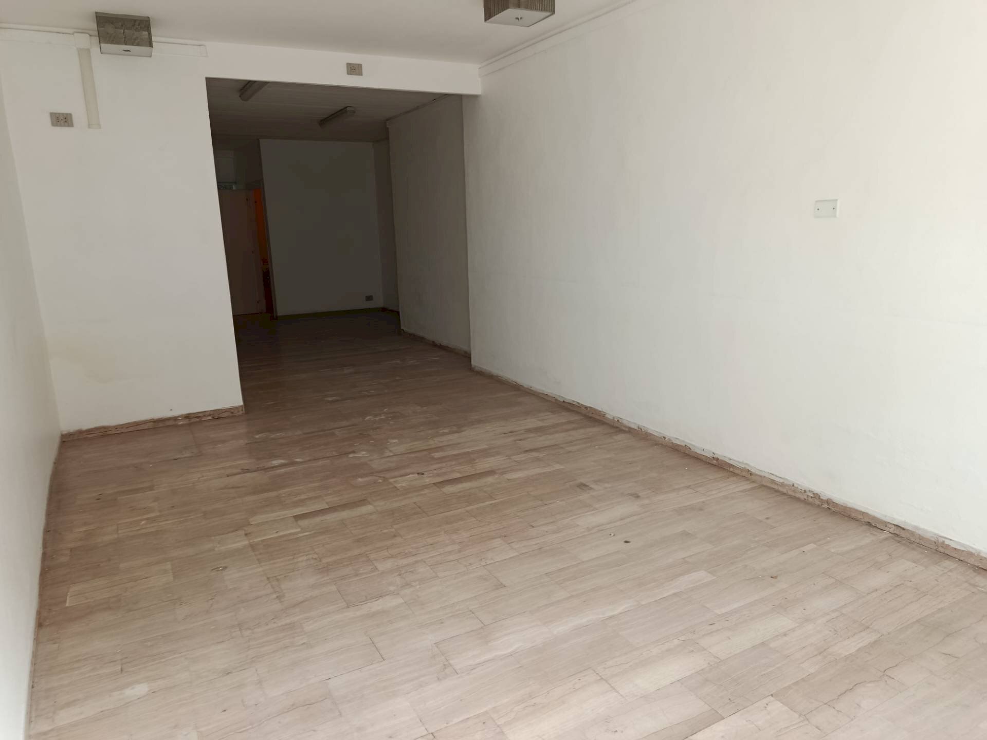 Foto 2 - Attività Commerciale Viale Marconi
5, Altopascio - foto 2