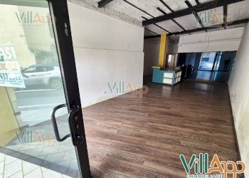 Foto 3 - Commercial Premises Via San Francesco
 
5, Fondi - photo 3